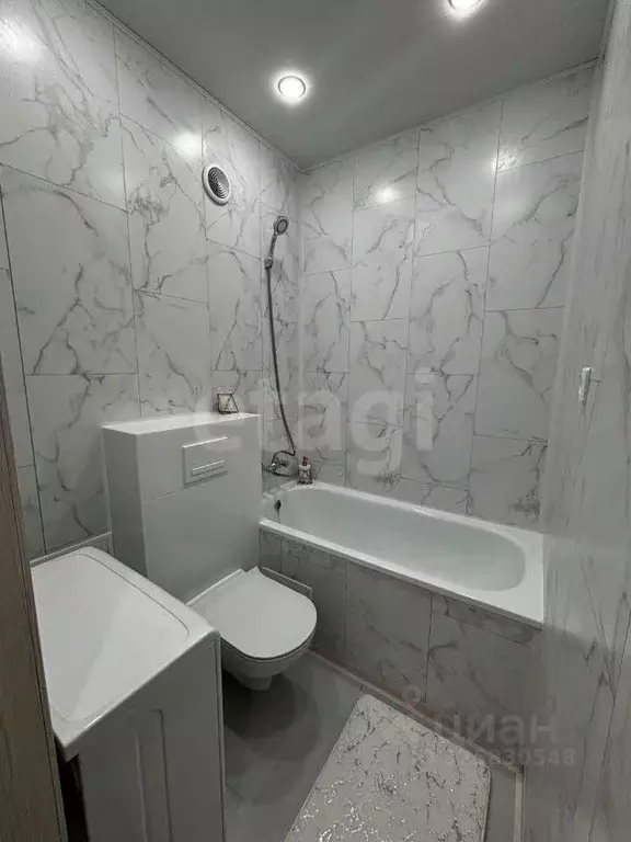 2-к кв. Новосибирская область, Новосибирск просп. Карла Маркса, 27 ... - Фото 1