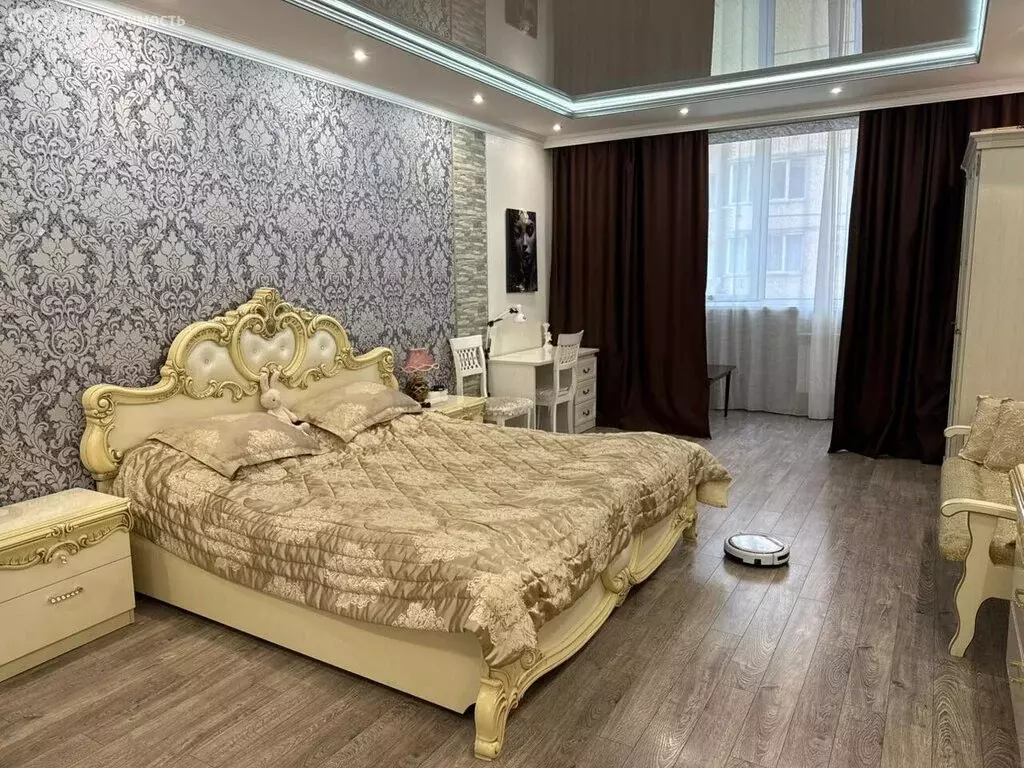 3-комнатная квартира: Владикавказ, улица Гастелло, 65 (90 м) - Фото 1