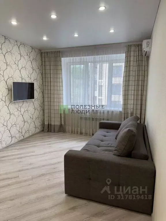 1-к кв. Татарстан, Набережные Челны ул. Портовая, 49 (52.6 м) - Фото 0