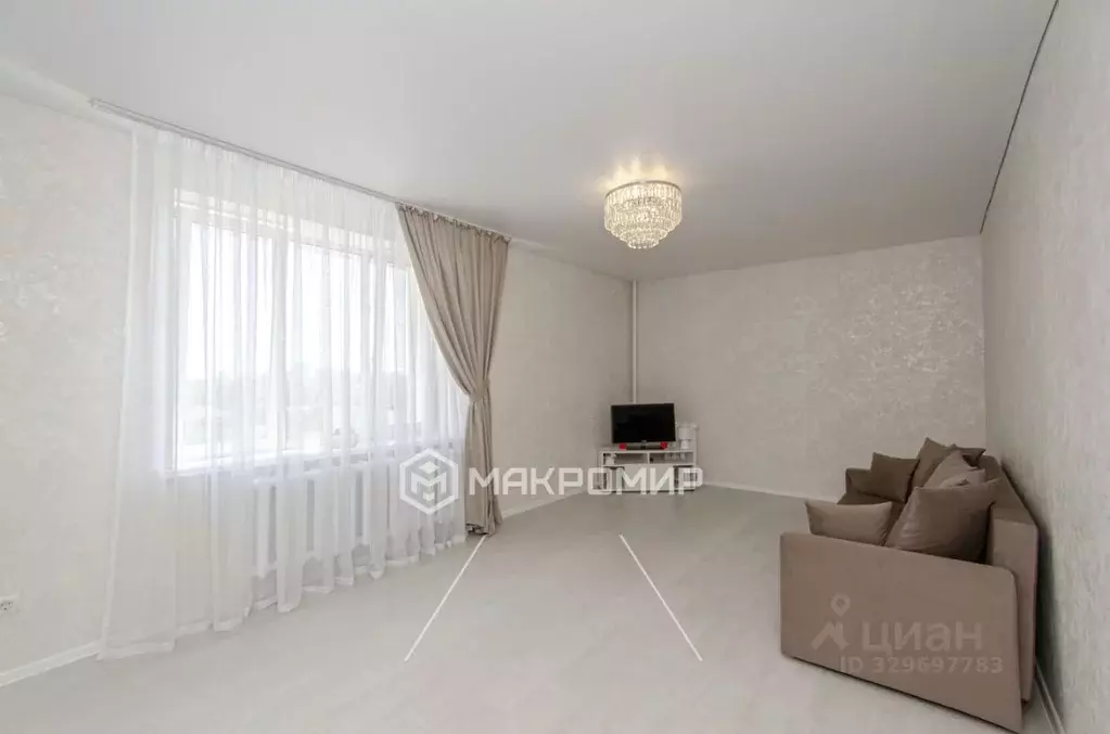 2-к кв. Брянская область, Брянск ул. Дуки, 75 (67.4 м) - Фото 1