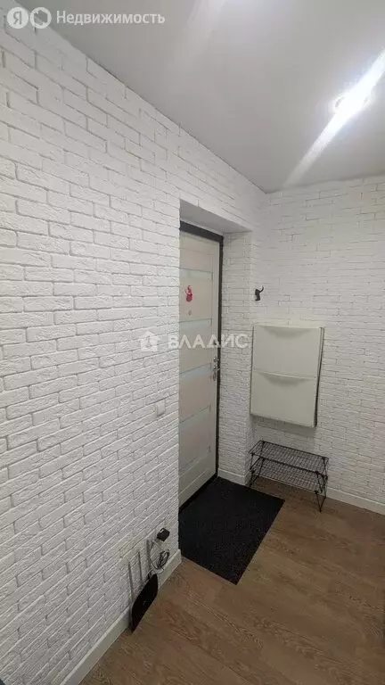 1-комнатная квартира: посёлок городского типа Медведево, улица Чехова, ... - Фото 2