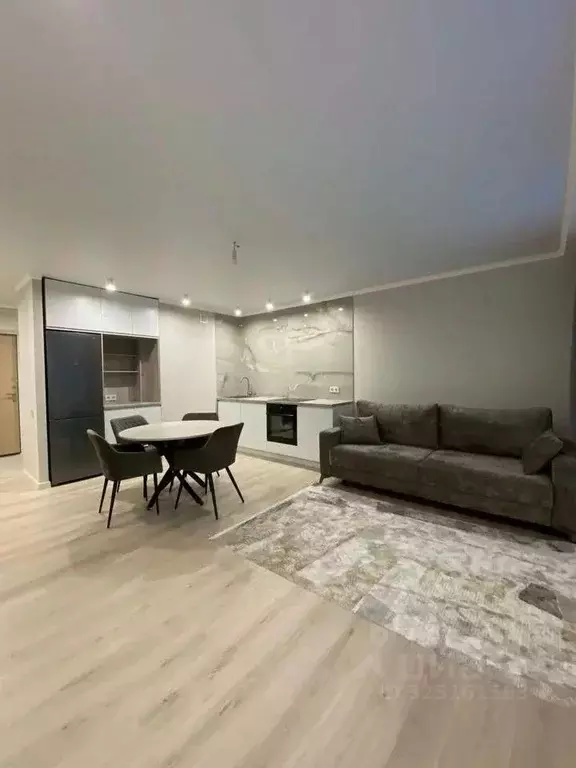 2-к кв. Татарстан, Казань ул. Братьев Батталовых, 20А (60.0 м) - Фото 1