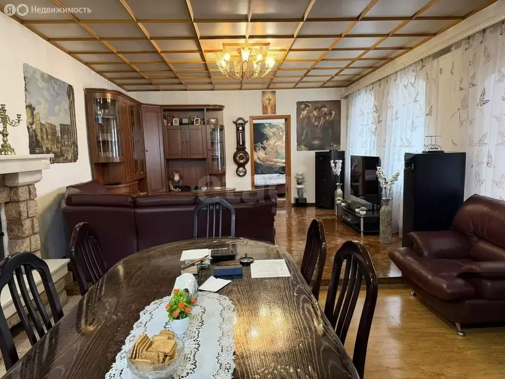 6-комнатная квартира: Ирбит, Советская улица, 29 (287 м) - Фото 1