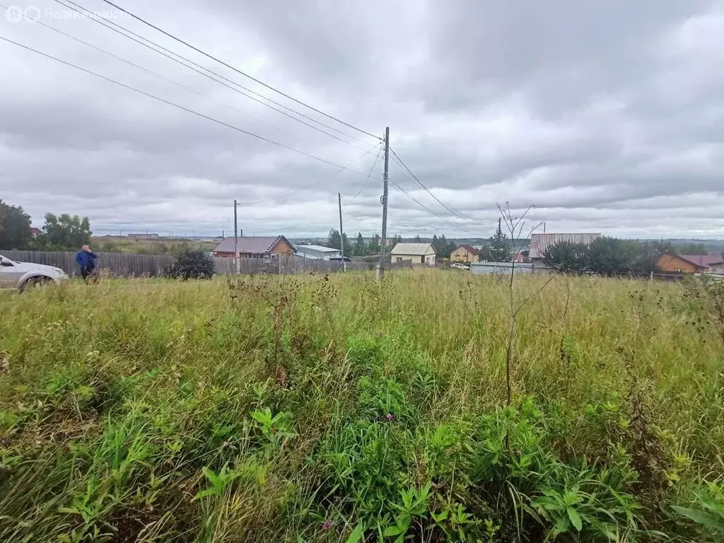 Участок в посёлок городского типа Емельяново, Космическая улица (10 м) - Фото 1