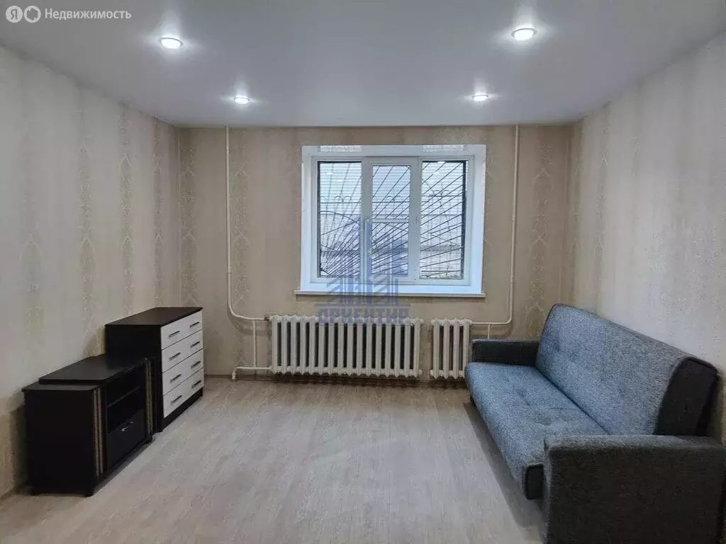 1-комнатная квартира: Чебоксары, улица Энтузиастов, 3к2 (39.3 м) - Фото 0