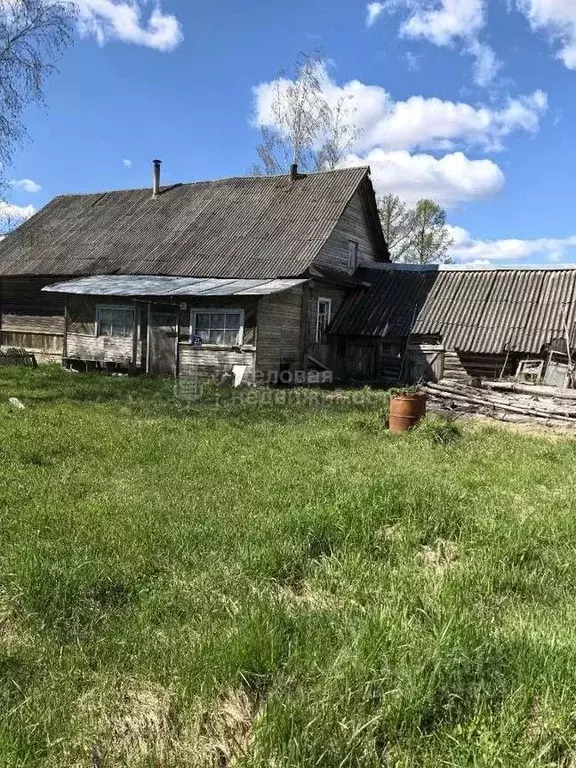 Дом в Новгородская область, Новгородский район, Борковское с/пос, д. ... - Фото 1