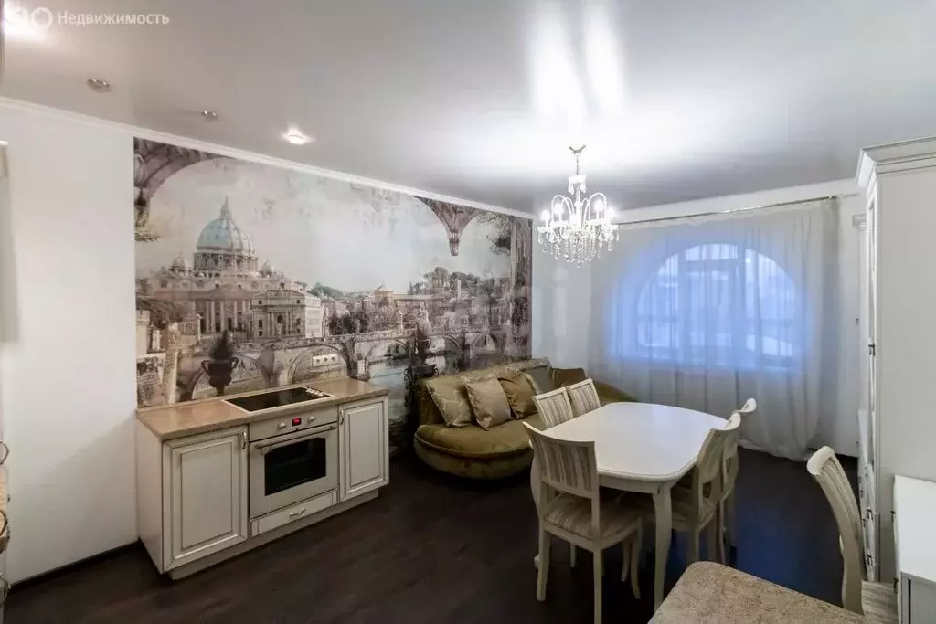 2-комнатная квартира: Тюмень, улица Урицкого, 14 (74.2 м) - Фото 1