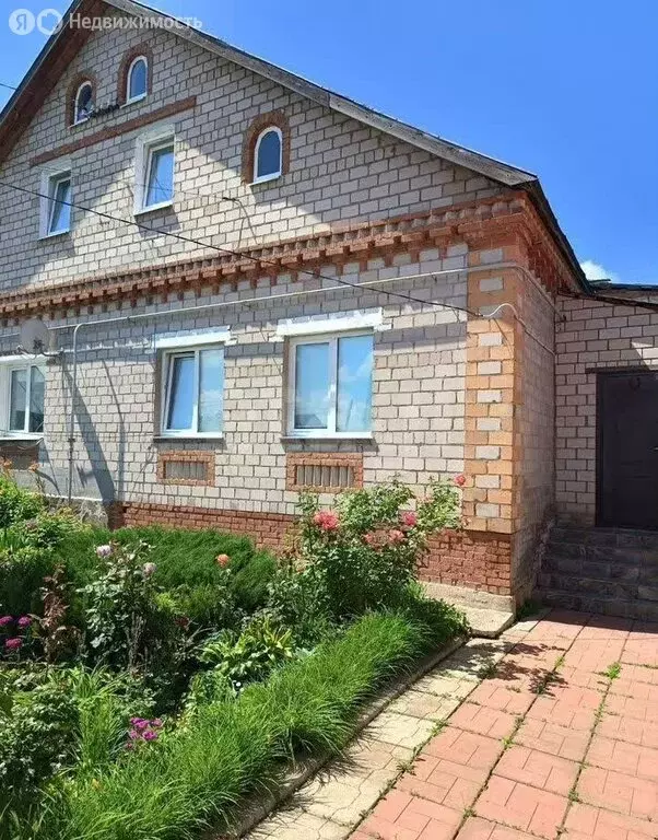 Дом в село Толбазы, улица Тукаева (108 м) - Фото 2