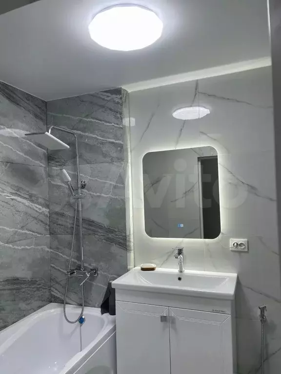 1-к. квартира, 44 м, 4/9 эт. - Фото 0