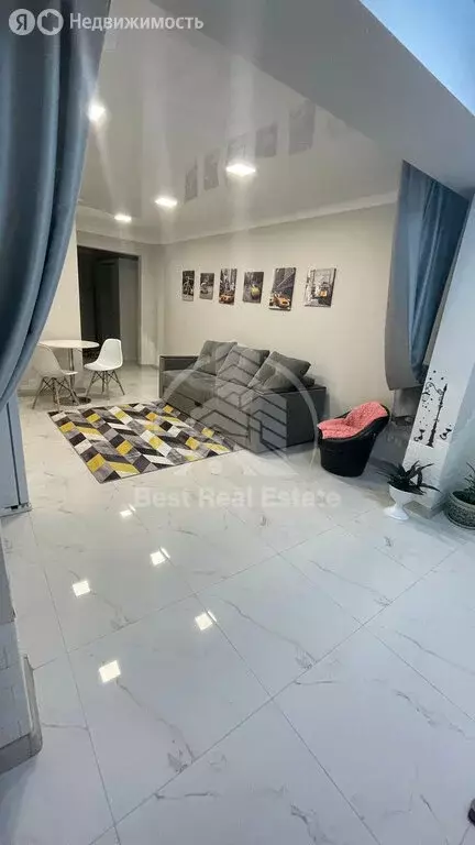 2-комнатная квартира: Махачкала, проспект Насрутдинова, 11 (40 м) - Фото 1