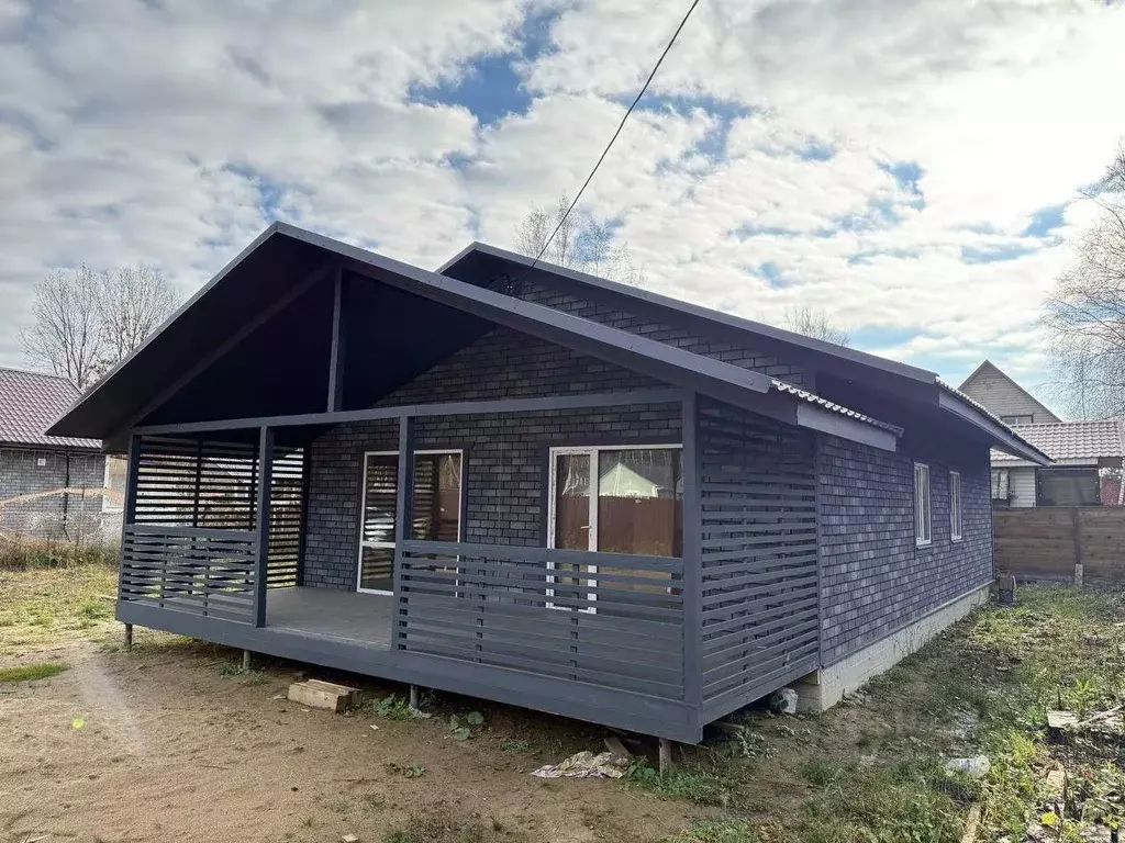 Дом в Калужская область, Жуковский муниципальный округ, Истье с/пос, ... - Фото 1