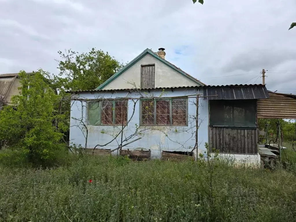 Дом в Крым, Сакский район, Суворовское с/пос, Изобильное СНТ ул. ... - Фото 0