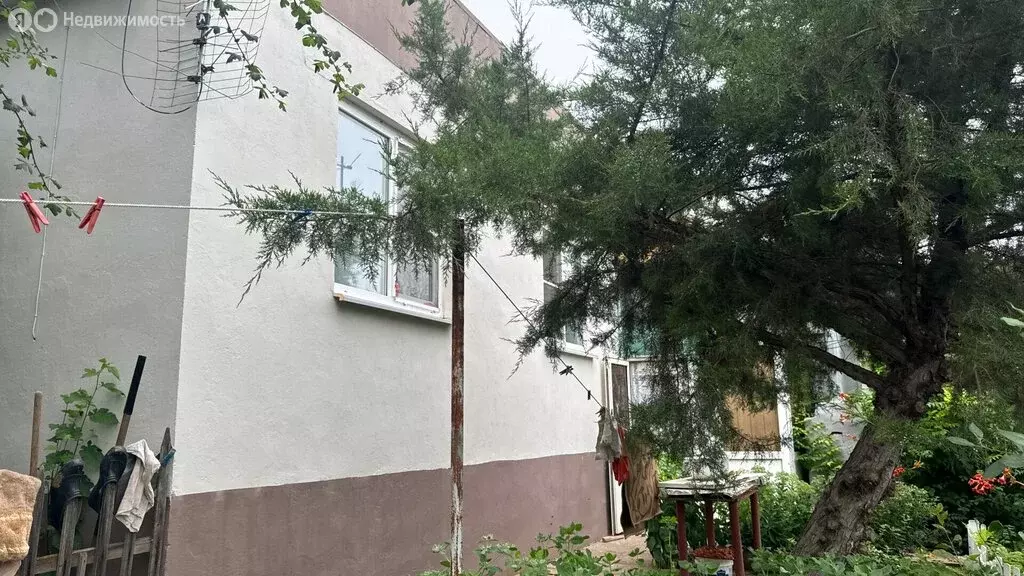 Дом в Наримановский район, посёлок Тинаки 2-е, Цветочная улица, 6 ... - Фото 1