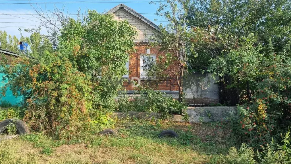 Дом в Саратовская область, Энгельс Трамплинная ул., 9А (62 м) - Фото 1