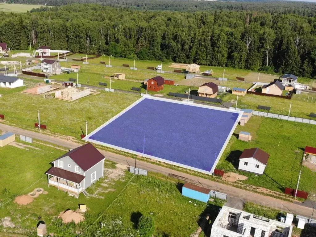 Участок в Московская область, Серпухов городской округ, д. ... - Фото 1