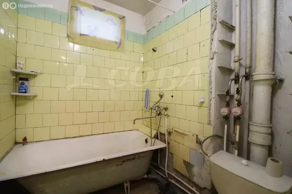 3-комнатная квартира: Тюмень, улица Карла Маркса, 123 (52 м) - Фото 1