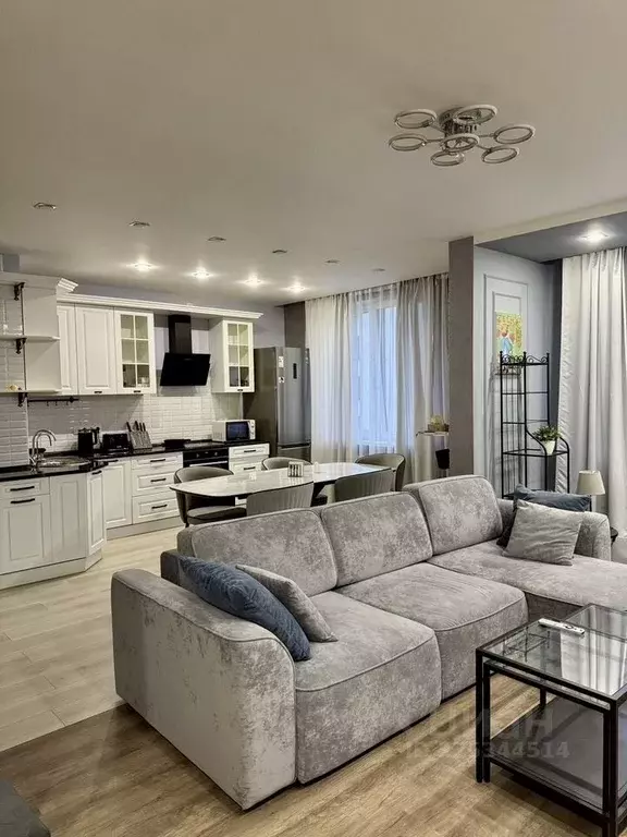 3-к кв. Санкт-Петербург ул. Парфеновская, 9к1 (75.0 м) - Фото 1