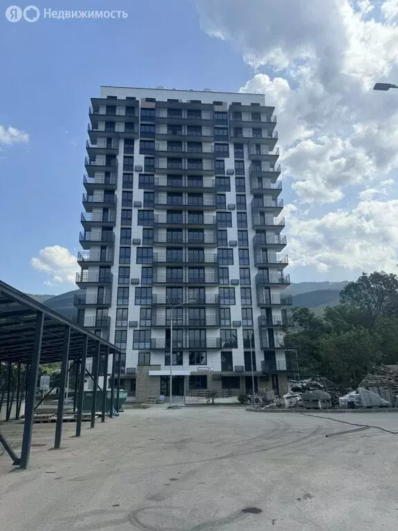 2-комнатная квартира: Ялта, Бакунинский проезд, 13 (68.49 м) - Фото 1