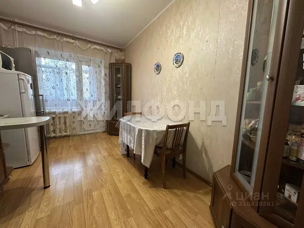 2-к кв. Ханты-Мансийский АО, Когалым Студенческая ул., 32 (62.7 м) - Фото 0