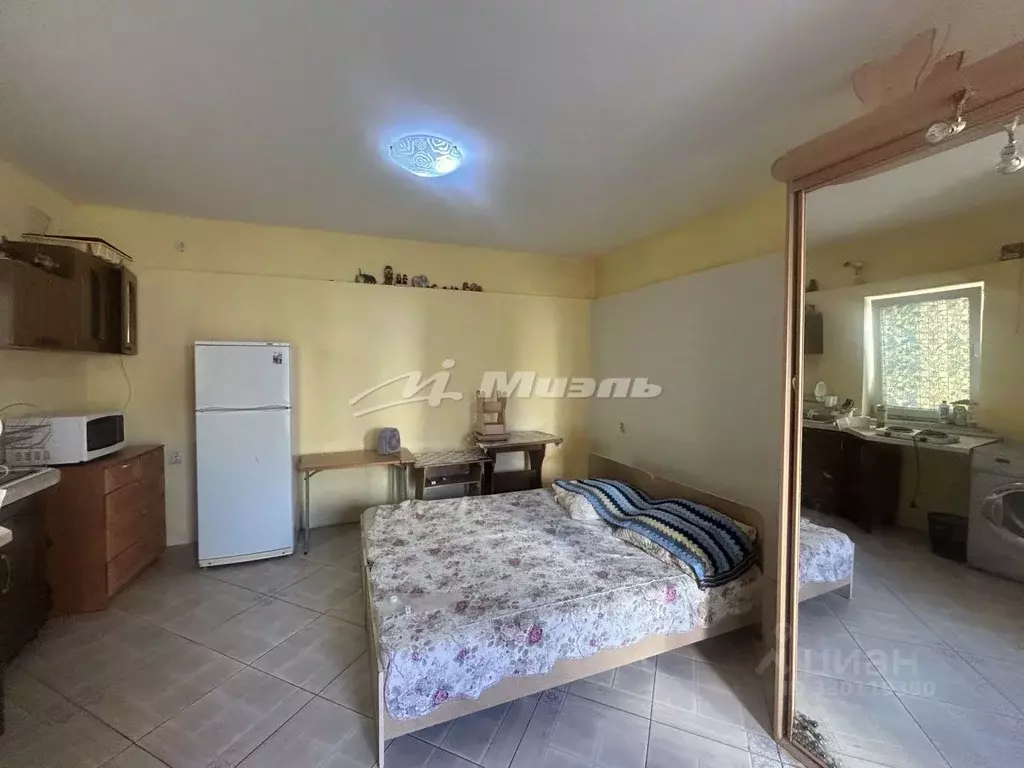 Дом в Крым, Симферополь ул. Чонгарская, 22 (24 м) - Фото 1