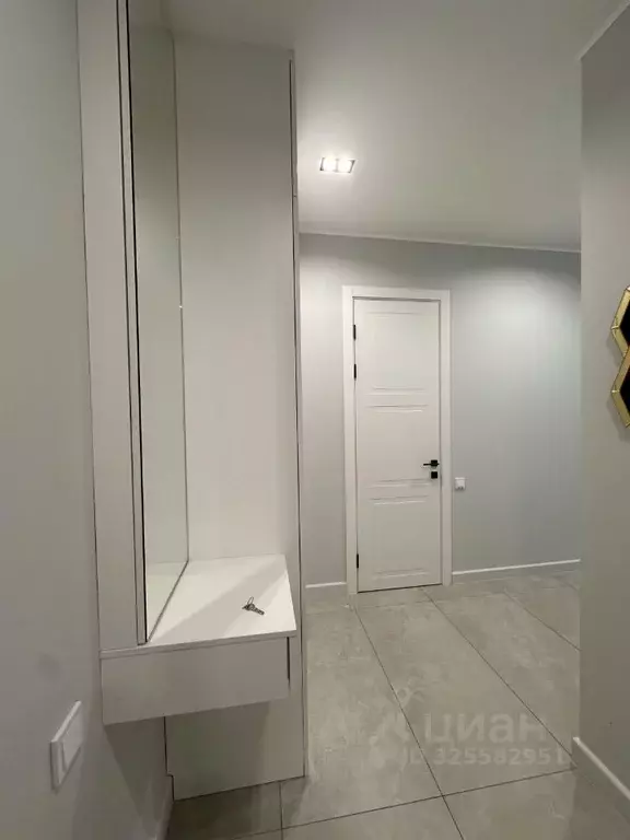 3-к кв. Москва Береговой проезд, 1Б (84.5 м) - Фото 2