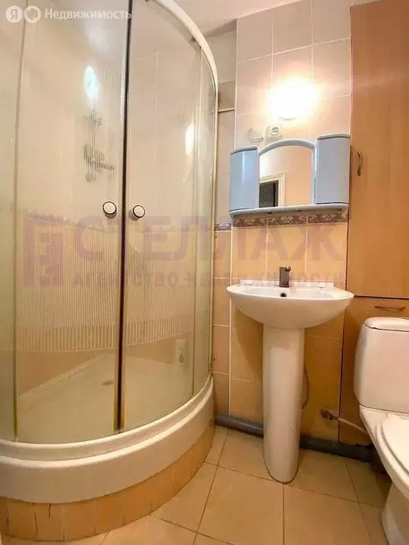 2-комнатная квартира: Джанкой, Советская улица, 17 (48 м) - Фото 1