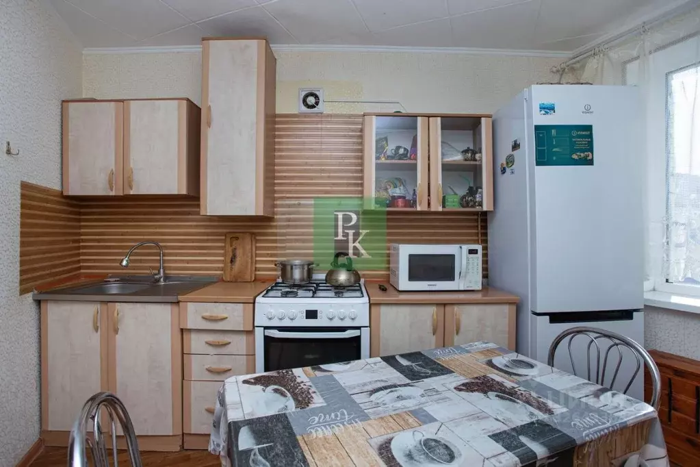 2-к кв. Крым, Евпатория городской округ, Мирный пгт ул. Сырникова ... - Фото 2