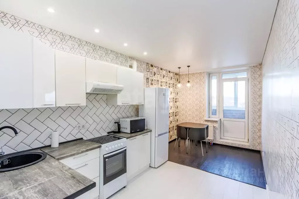 1-к кв. Тюменская область, Тюмень ул. Червишевский Тракт, 58 (45.0 м) - Фото 0