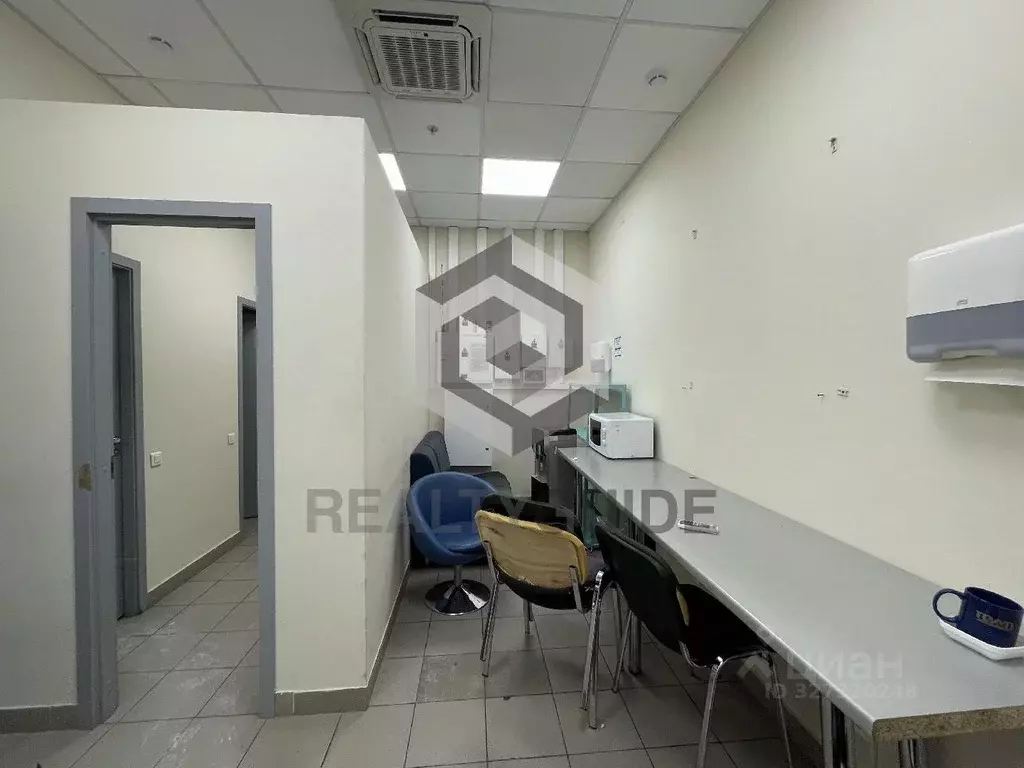 Помещение свободного назначения в Москва Снежная ул., 26 (374 м) - Фото 1