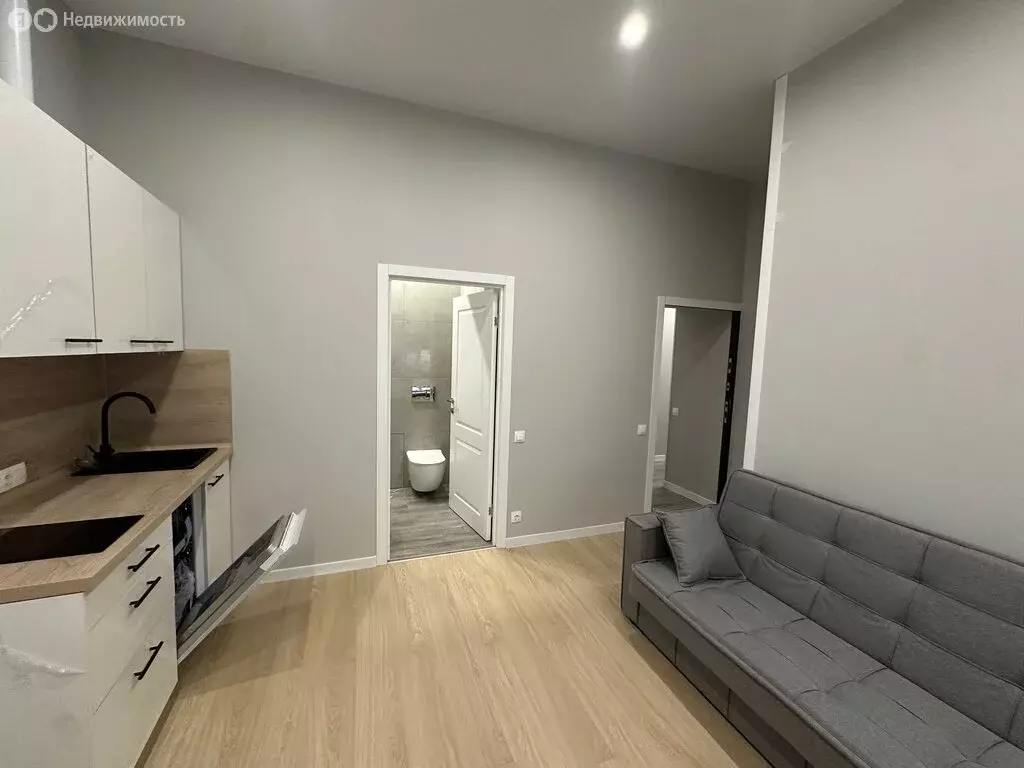 3-комнатная квартира: Санкт-Петербург, Манежный переулок, 15-17 (76 м) - Фото 1