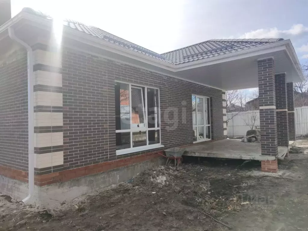 Дом в Ростовская область, Ростов-на-Дону 5-й Кустарный пер. (94 м) - Фото 1