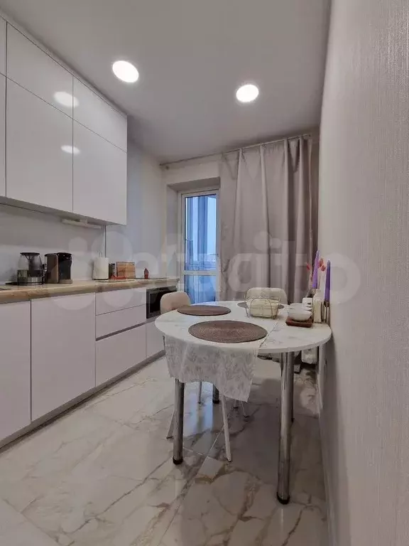 1-к. квартира, 41 м, 9/10 эт. - Фото 1