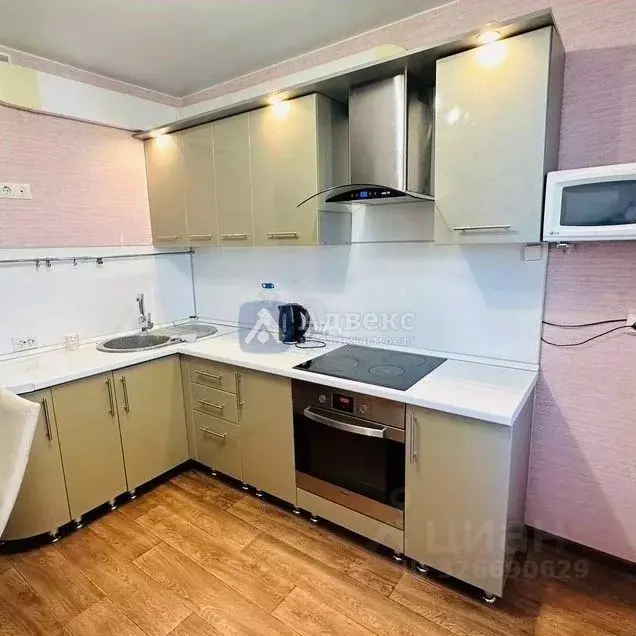 3-к кв. Тюменская область, Тюмень ул. Ю.-Р.Г. Эрвье, 14к1 (84.1 м) - Фото 2