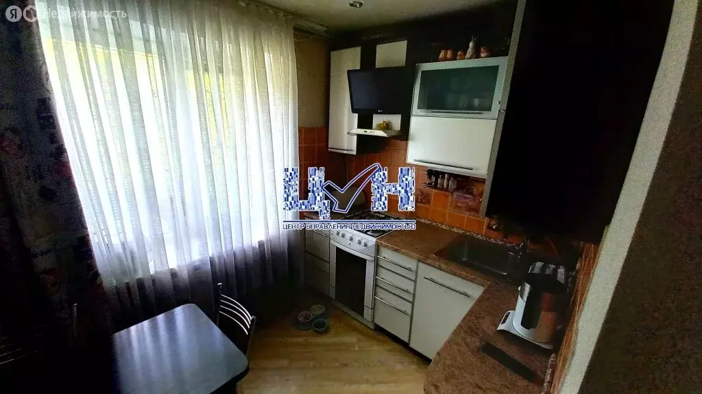 3-комнатная квартира: Курск, улица 50 лет Октября, 147А (52 м) - Фото 1