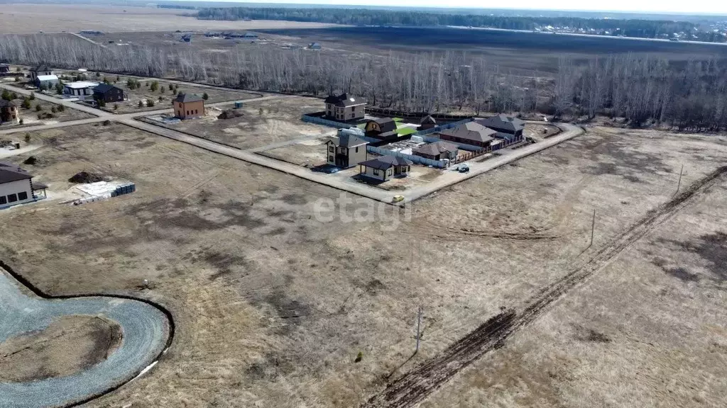 Участок в Тюменская область, Тюменский муниципальный округ, с. ... - Фото 1