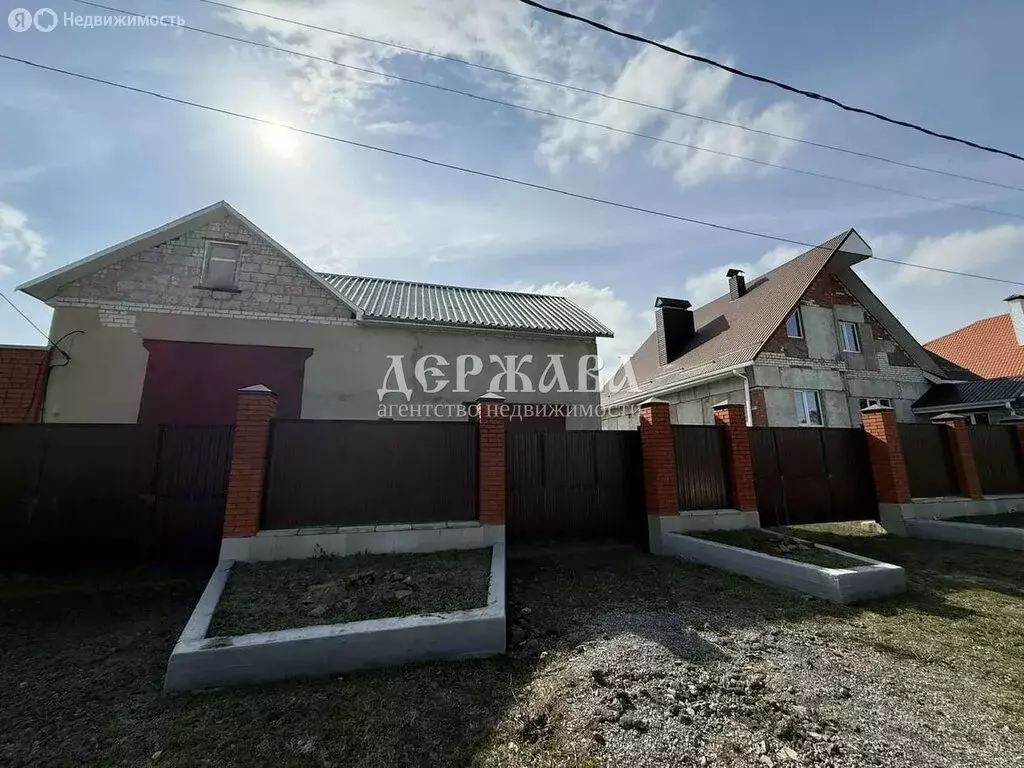 Дом в Старый Оскол, 4-й Московский переулок (369 м) - Фото 2