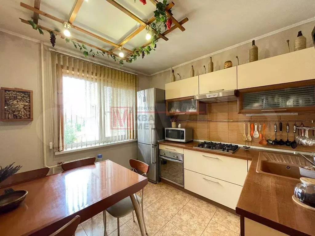 3-к. квартира, 66,4 м, 6/9 эт. - Фото 1