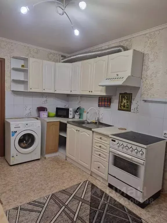 1-к кв. Тюменская область, Тюмень ул. Демьяна Бедного, 98к1 (44.0 м) - Фото 0