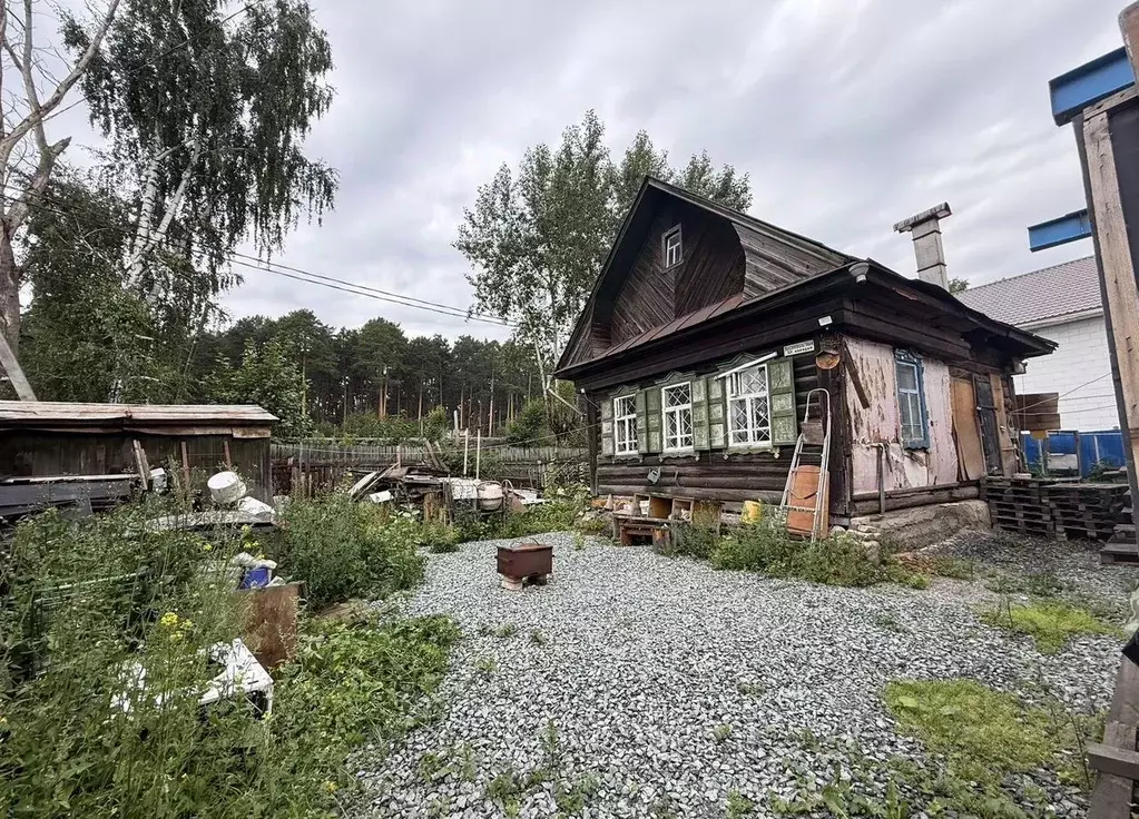 Дом в Свердловская область, Екатеринбург пер. Высоковольтный, 16 (39 ... - Фото 1
