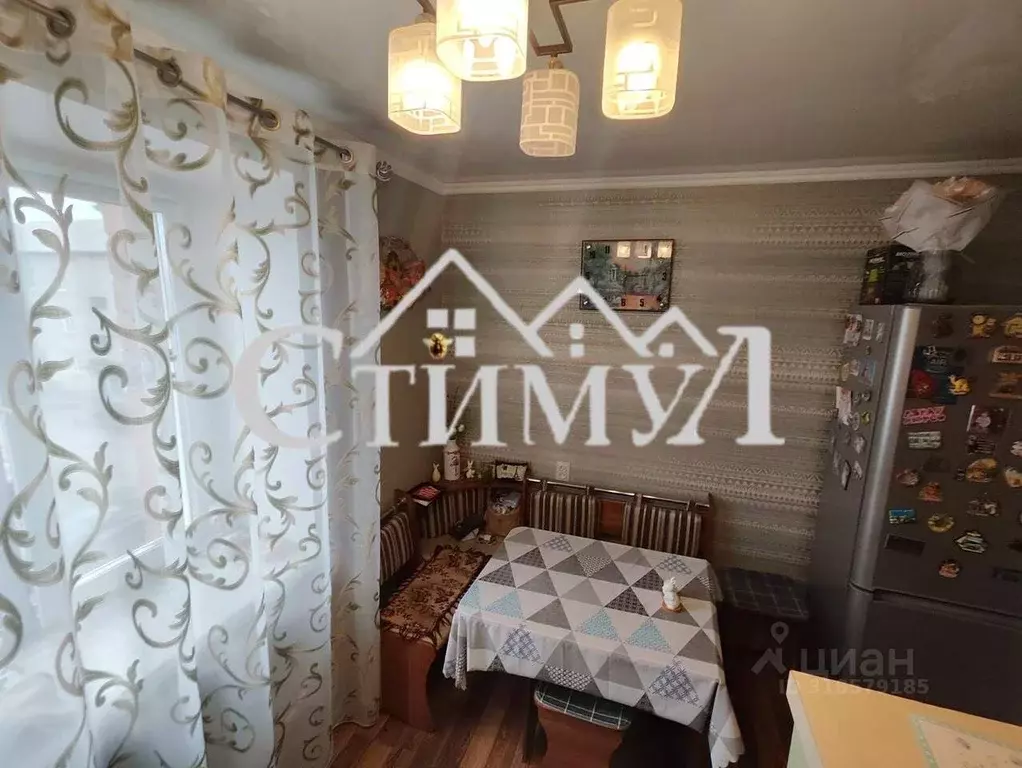 2-к кв. Хакасия, Усть-Абакан рп ул. Добровольского, 17 (41.3 м) - Фото 1