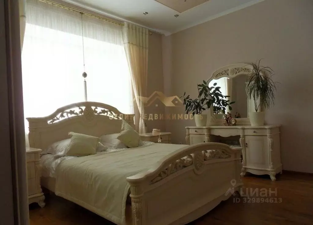6-к кв. Крым, Евпатория ул. Сытникова, 4А (223.0 м) - Фото 1