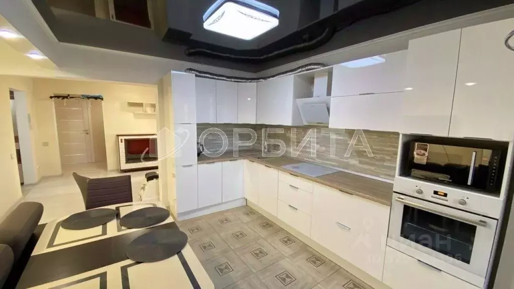 2-к кв. Тюменская область, Тюмень Заречный проезд, 37 (92.4 м) - Фото 1