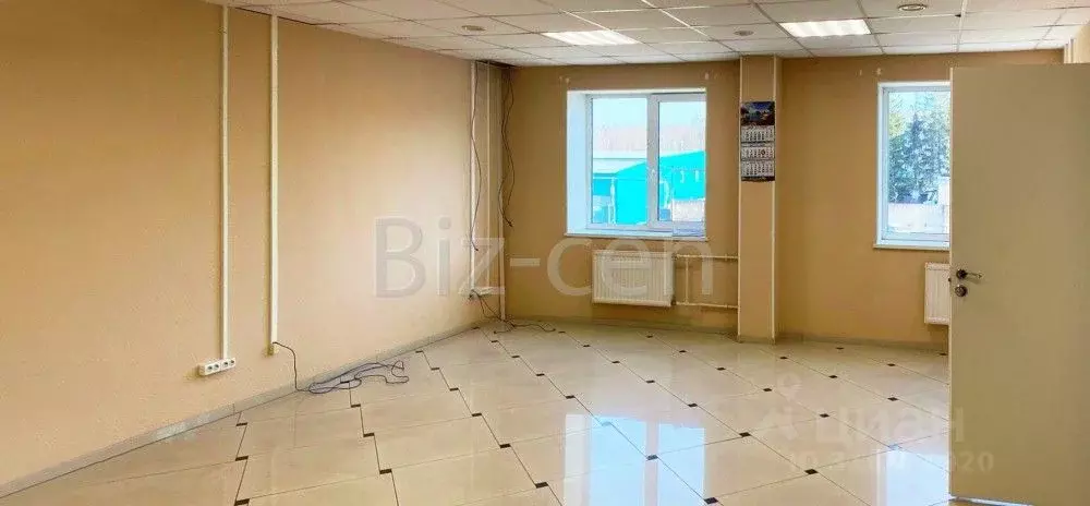 Офис в Ленинградская область, Ломоносовский район, Виллозское ... - Фото 1