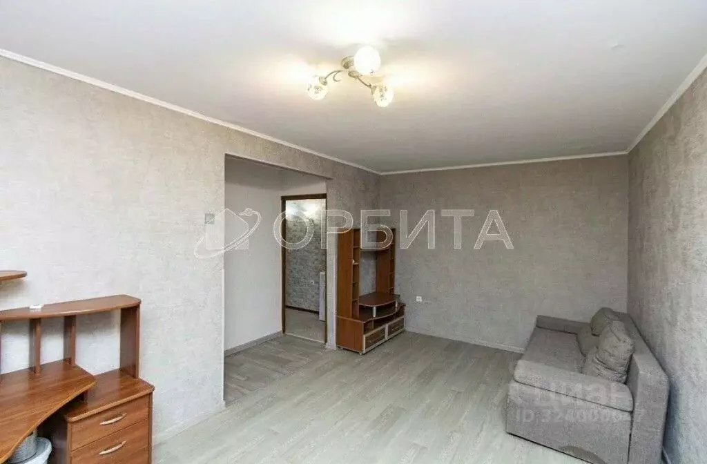 2-к кв. Тюменская область, Тюмень Севастопольская ул., 35 (46.2 м) - Фото 1