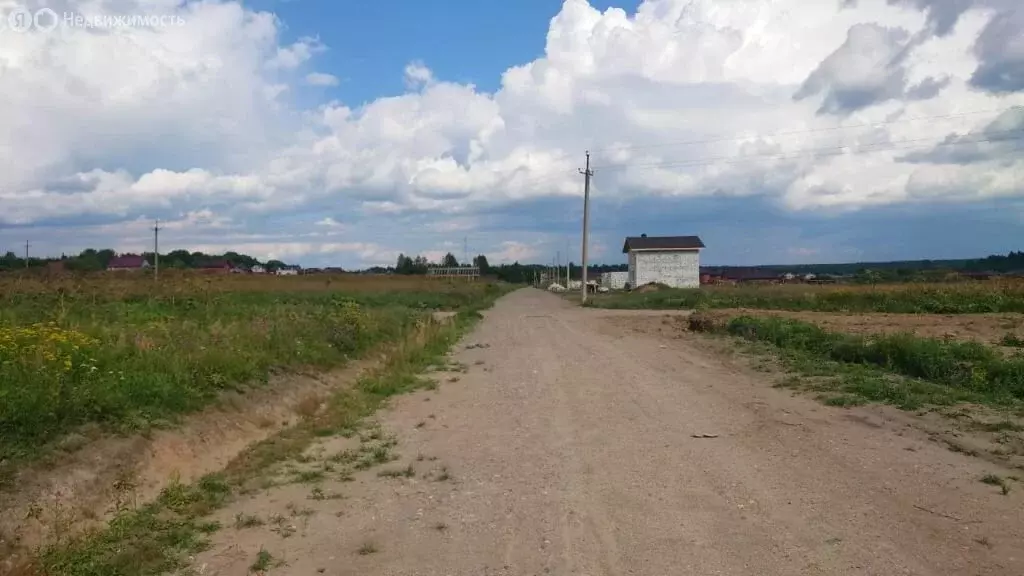 Участок в Тверская область, Калининский муниципальный округ, деревня ... - Фото 1