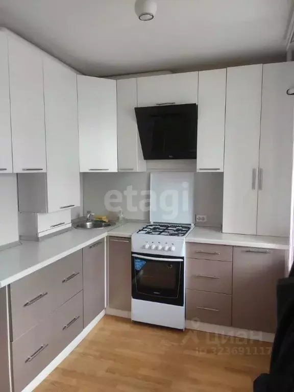 2-к кв. Белгородская область, Алексеевка пл. Победы, 31 (55.3 м) - Фото 1