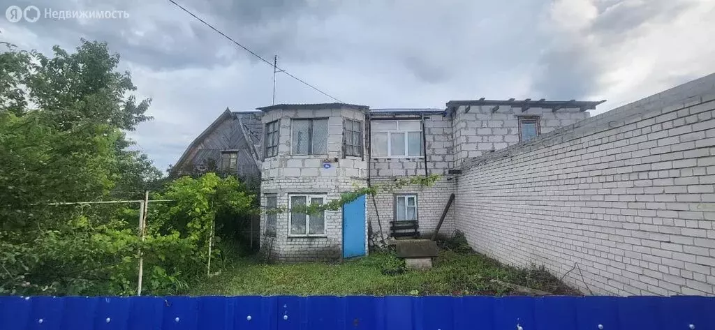 Дом в село Казинка, Светлая улица, 96 (190 м) - Фото 1