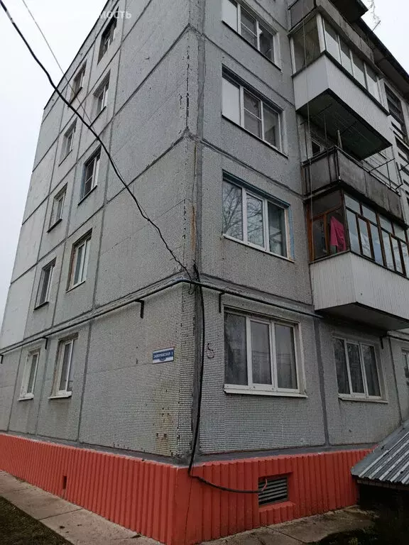 3-комнатная квартира: деревня Борки, Заверяжская улица, 5 (63 м) - Фото 1