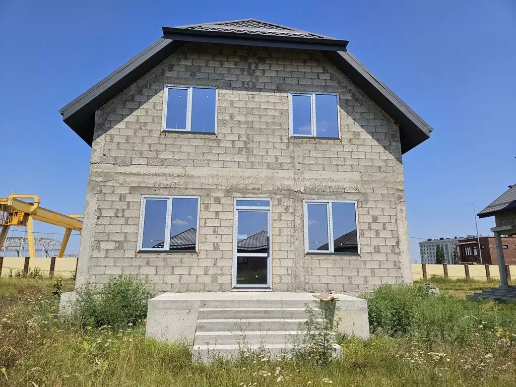 Дом в Краснодарский край, Абинск  (152 м) - Фото 2