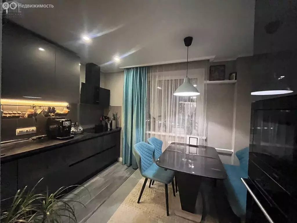 3-комнатная квартира: Москва, Пятницкое шоссе, 45 (75.5 м) - Фото 2